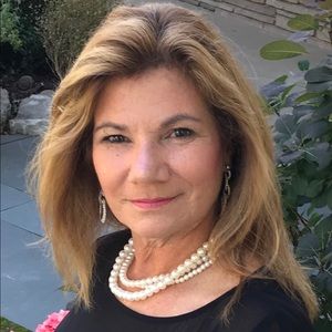 Meet your Posher, Elena